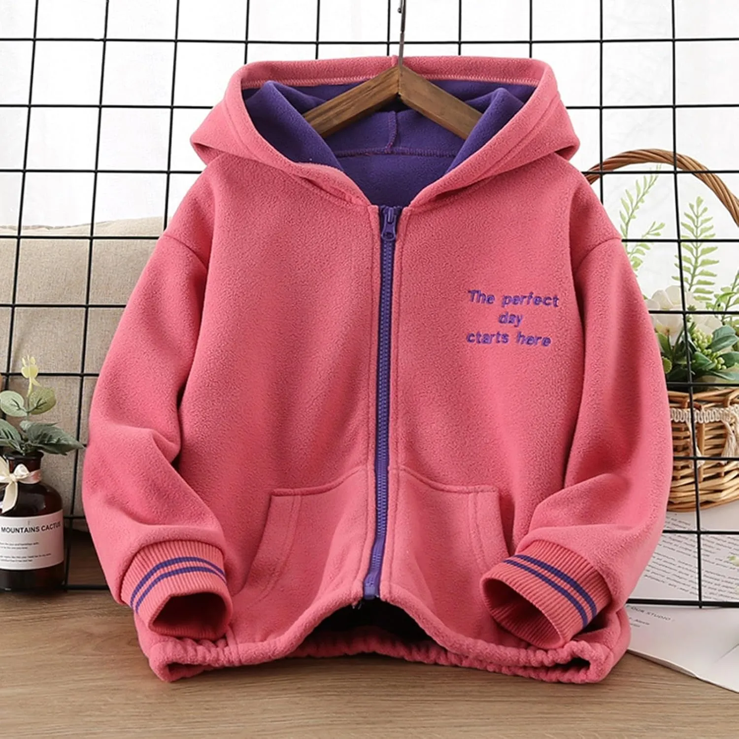 Boys Girls Polar Fleece Jacket Full Zip Hooded Sweatshirt Double-Layer Fleece Hoodie Kids Lightweight Windproof Coat
