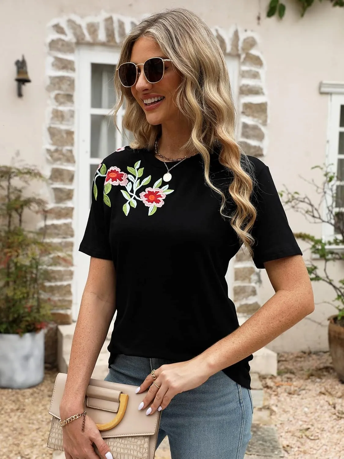 Mexican Shirts for Women Floral Embroidered Tops Short Sleeve Blouses Women's Traditional Fiesta Tees Tunic Peasant