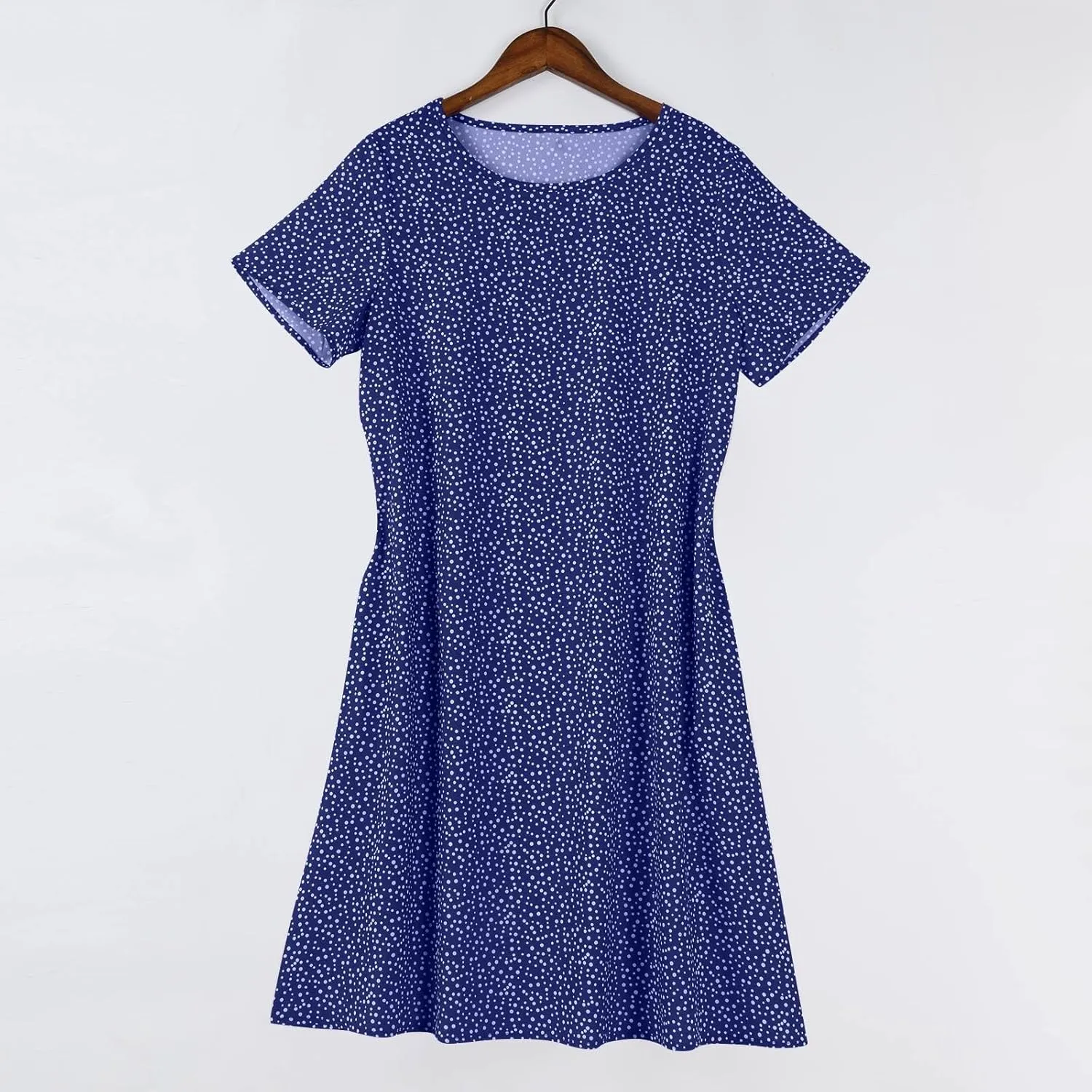 Women's Short Sleeve Summer Sundress with Pockets, Casual Loose Fit Floral Round Neck Knee Length Beach Dress